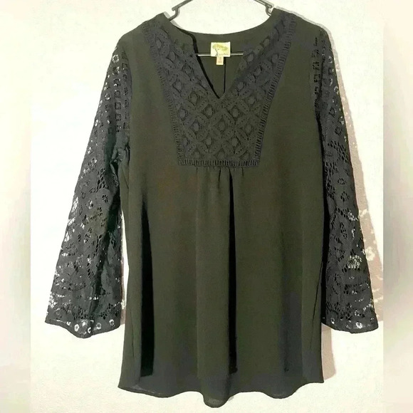 fig and flower Tops - Fig and Flower Black Long sleeve Womens Size Large Blouse